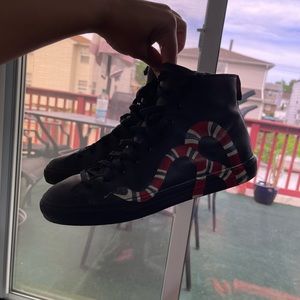 Gucci sneakers size 51/2